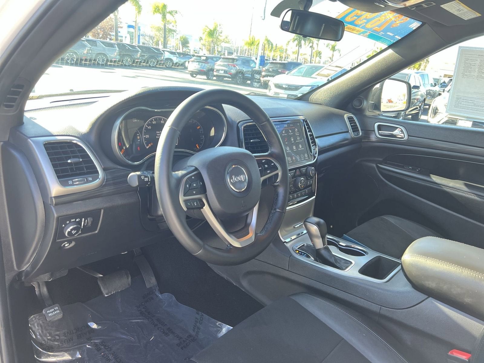 2021 Jeep Grand Cherokee Laredo X 4x4