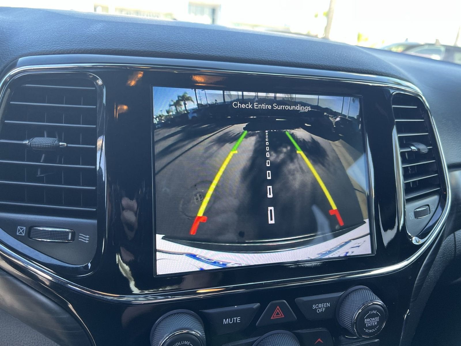 2021 Jeep Grand Cherokee Laredo X 4x4