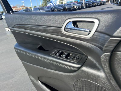 2021 Jeep Grand Cherokee Laredo X 4x4