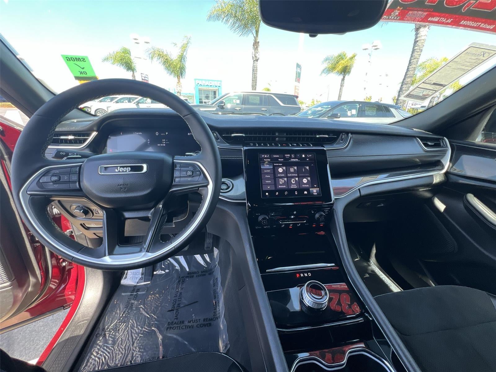 2023 Jeep Grand Cherokee Altitude 4x2