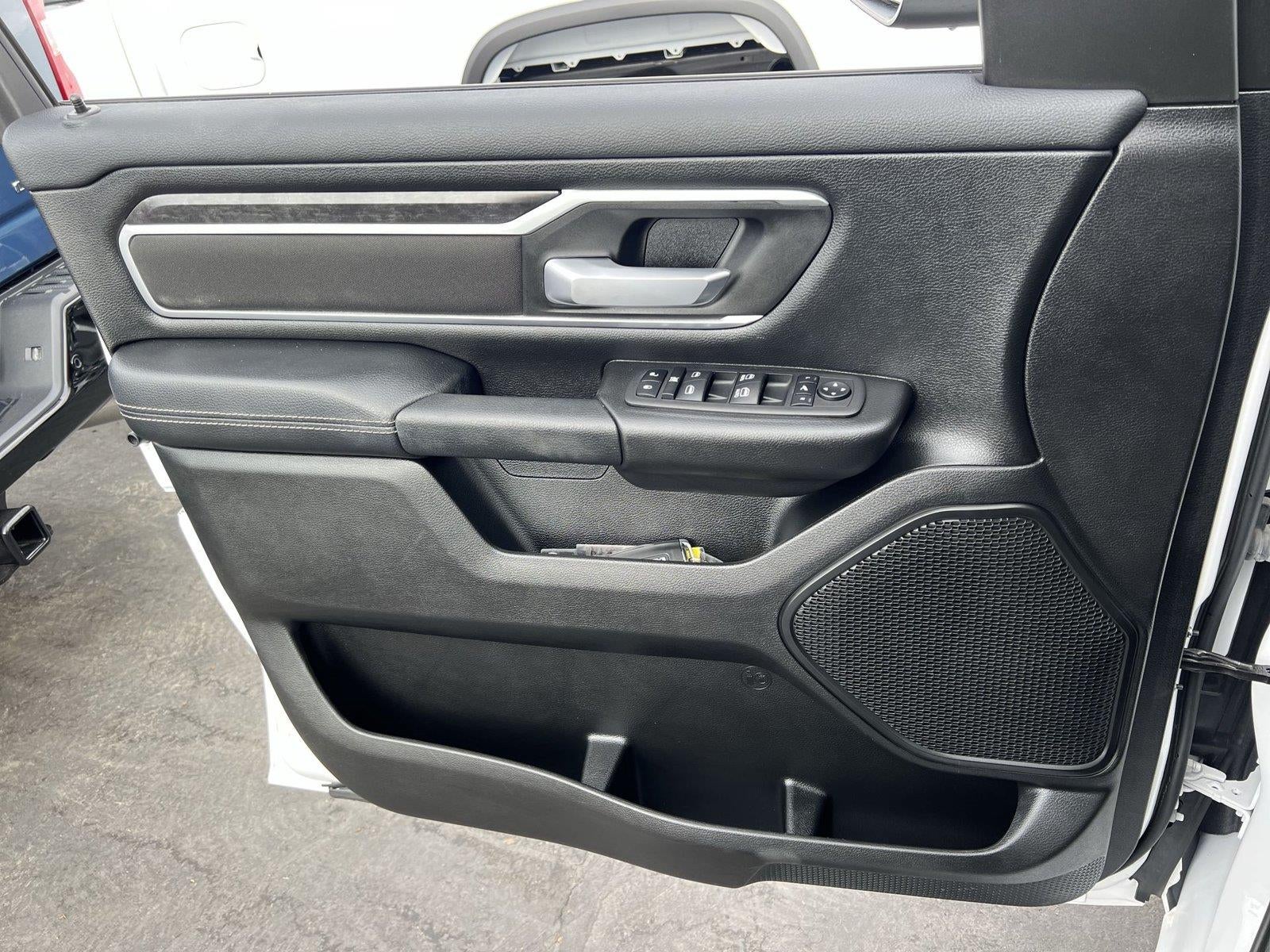 2023 RAM 1500 Big Horn Crew Cab 4x4 5'7" Box