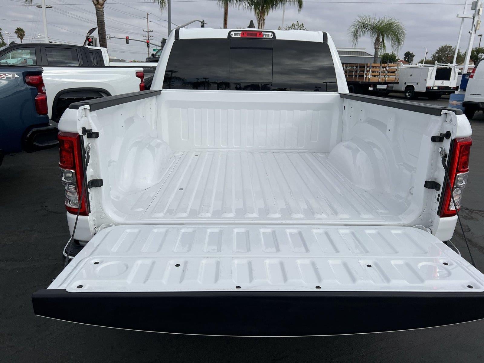 2023 RAM 1500 Big Horn Crew Cab 4x4 5'7" Box
