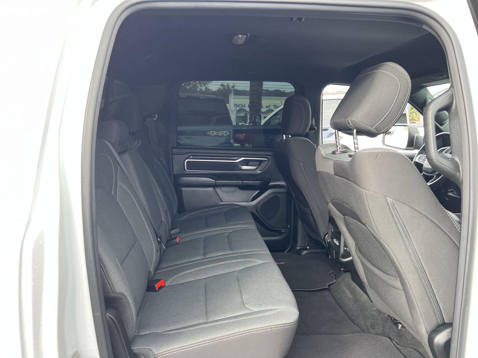 2023 RAM 1500 Big Horn Crew Cab 4x4 5'7" Box