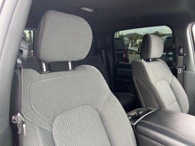 2023 RAM 1500 Big Horn Crew Cab 4x4 5'7" Box