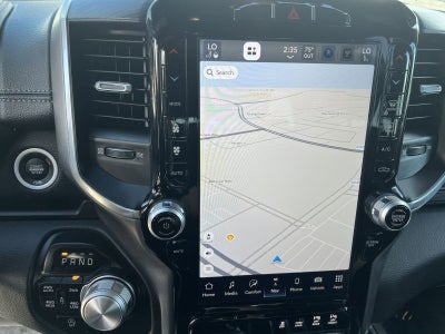 2023 RAM 1500 Laramie Crew Cab 4x4 6'4" Box