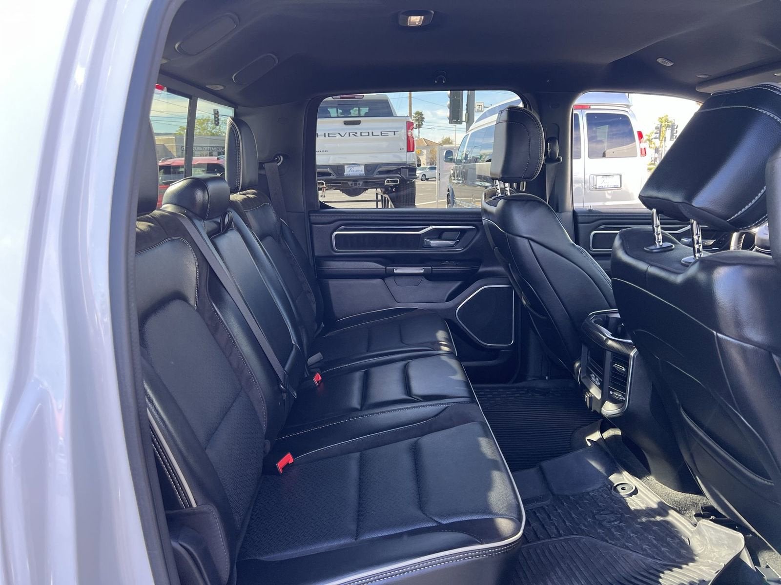 2023 RAM 1500 Laramie Crew Cab 4x4 6'4" Box