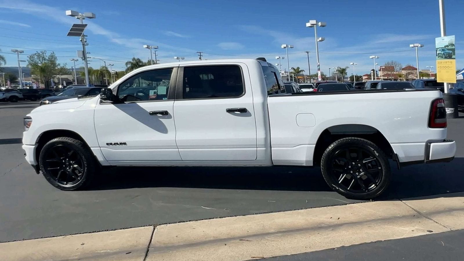 2023 RAM 1500 Laramie Crew Cab 4x4 6'4" Box