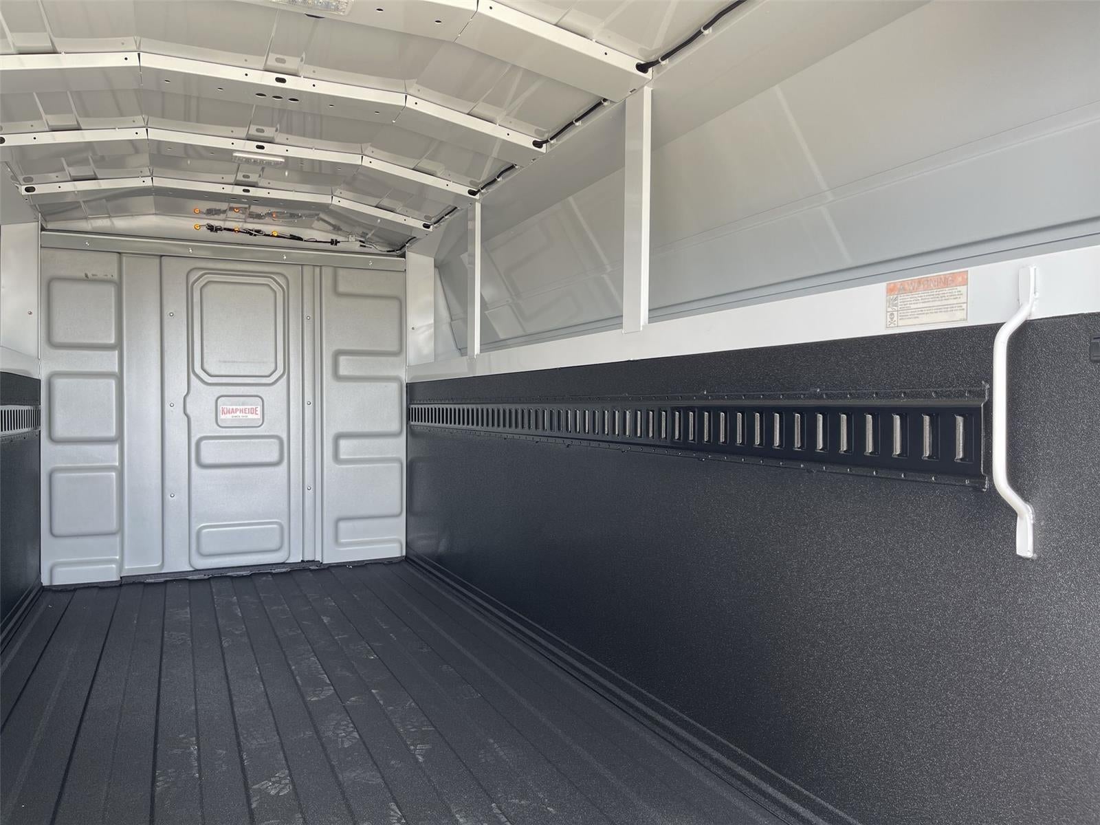 2026 Chevrolet Express Cutaway 3500 1WT