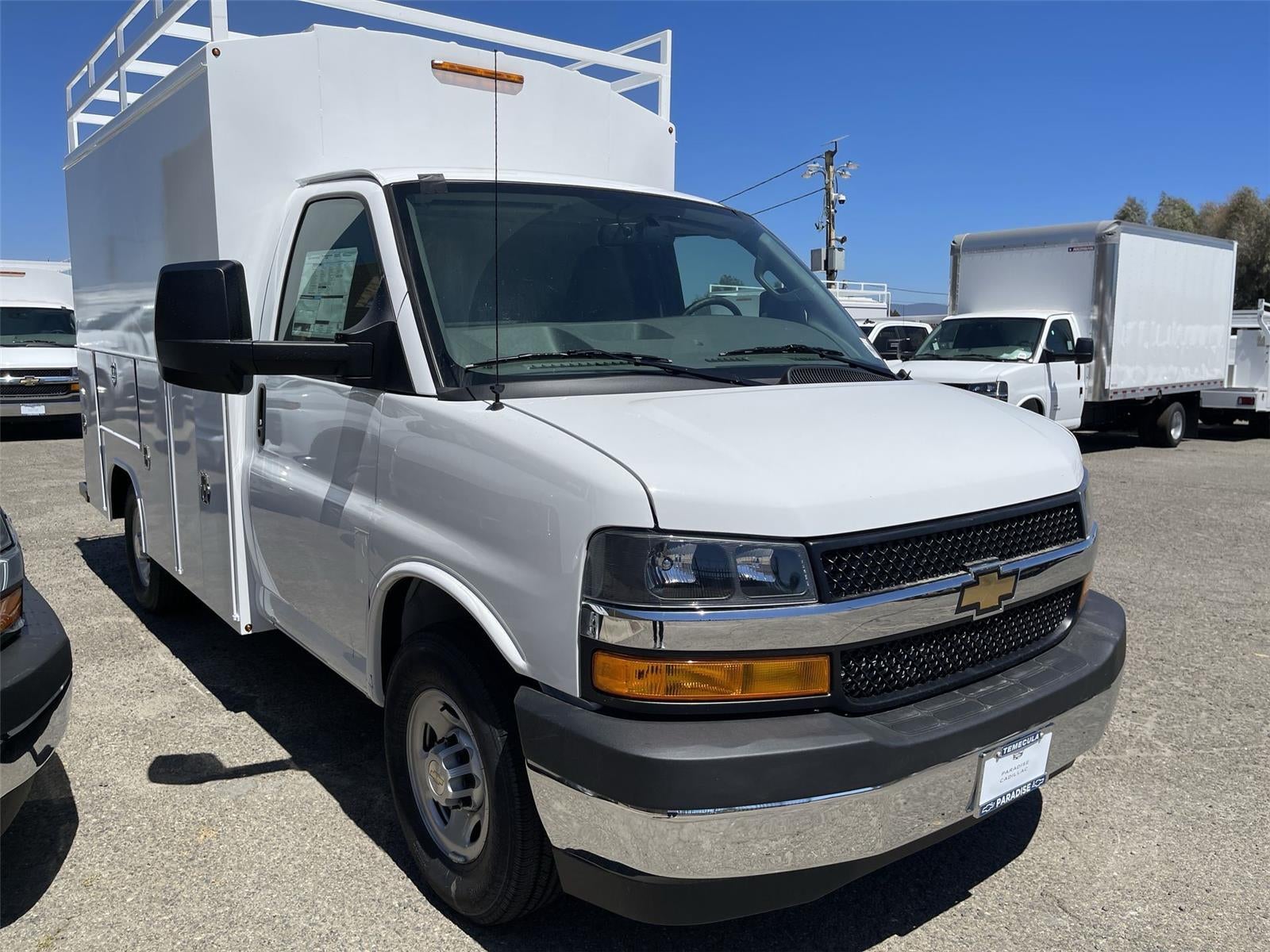 2026 Chevrolet Express Cutaway 3500 1WT