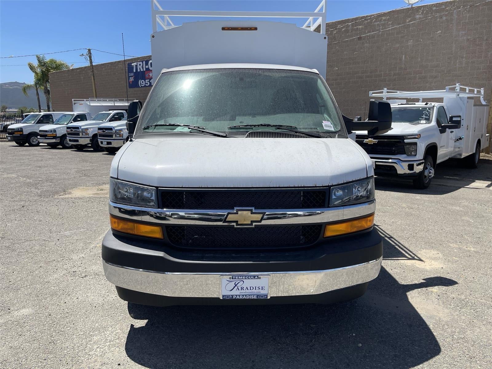 2026 Chevrolet Express Cutaway 3500 1WT
