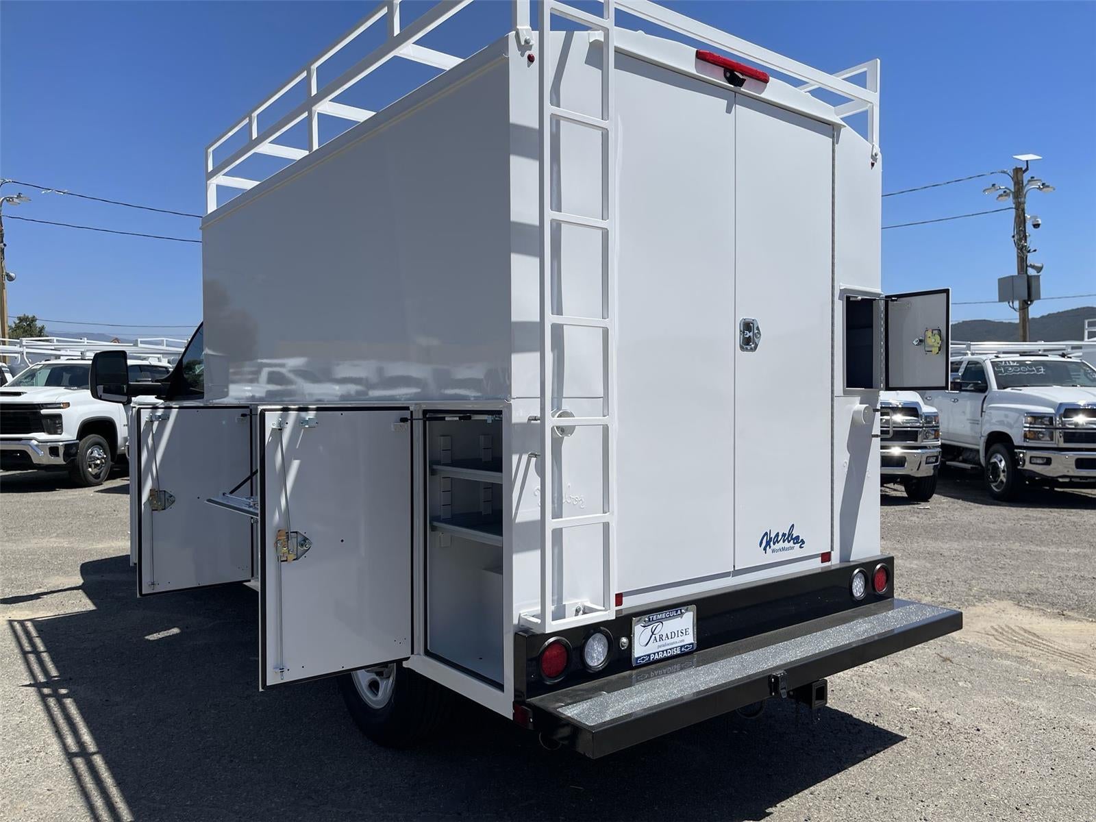 2026 Chevrolet Express Cutaway 3500 1WT