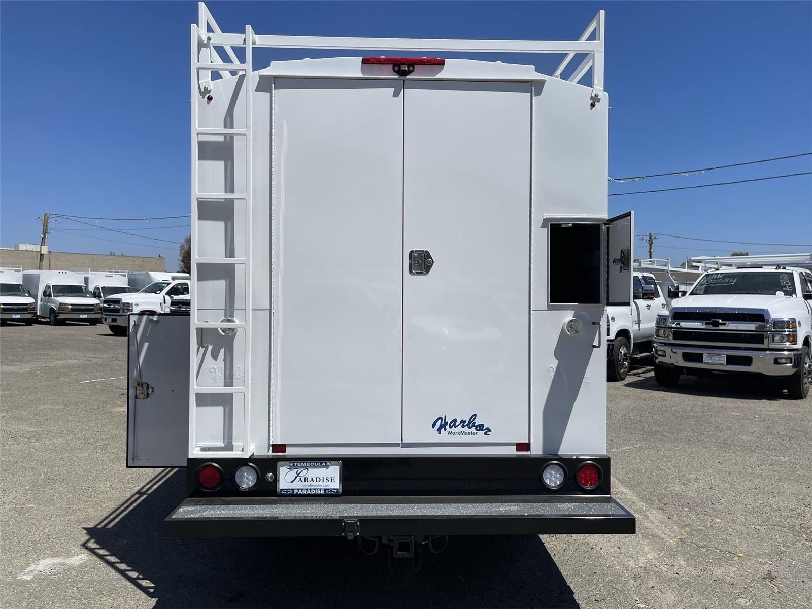2026 Chevrolet Express Cutaway 3500 1WT