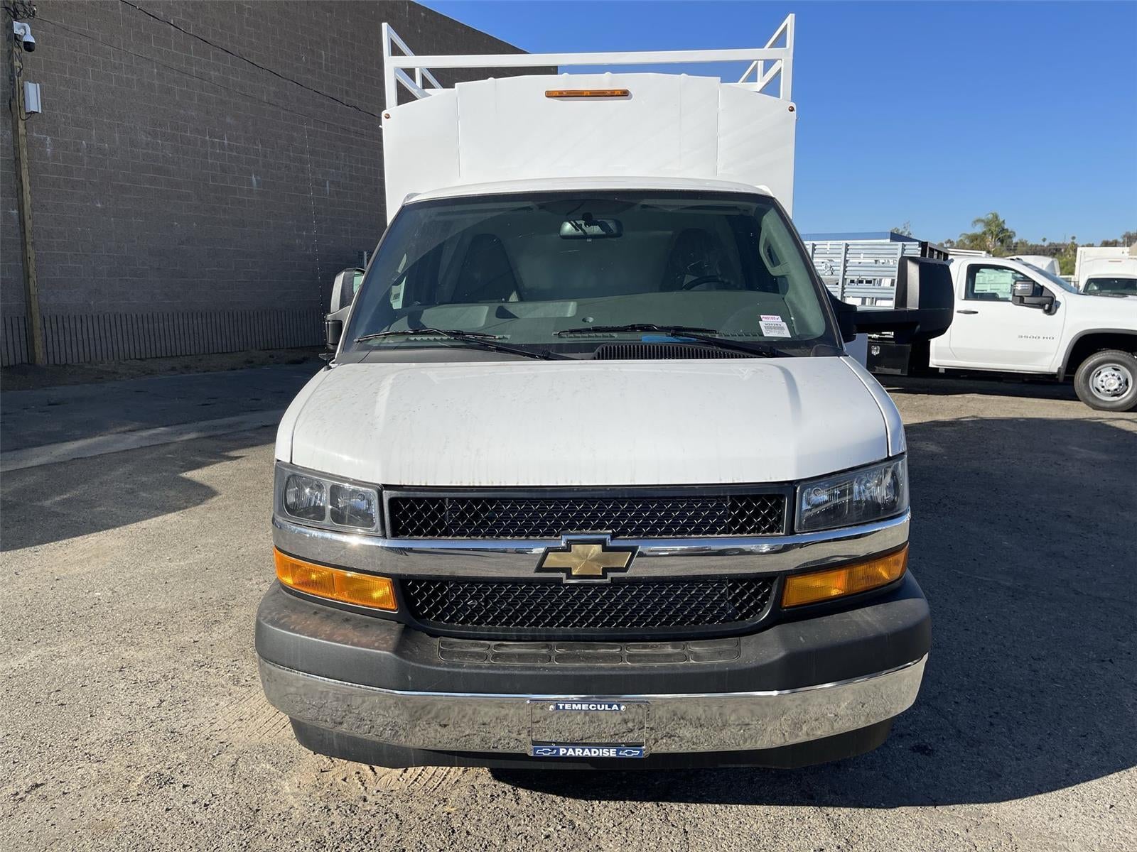 2026 Chevrolet Express Cutaway 3500 1WT