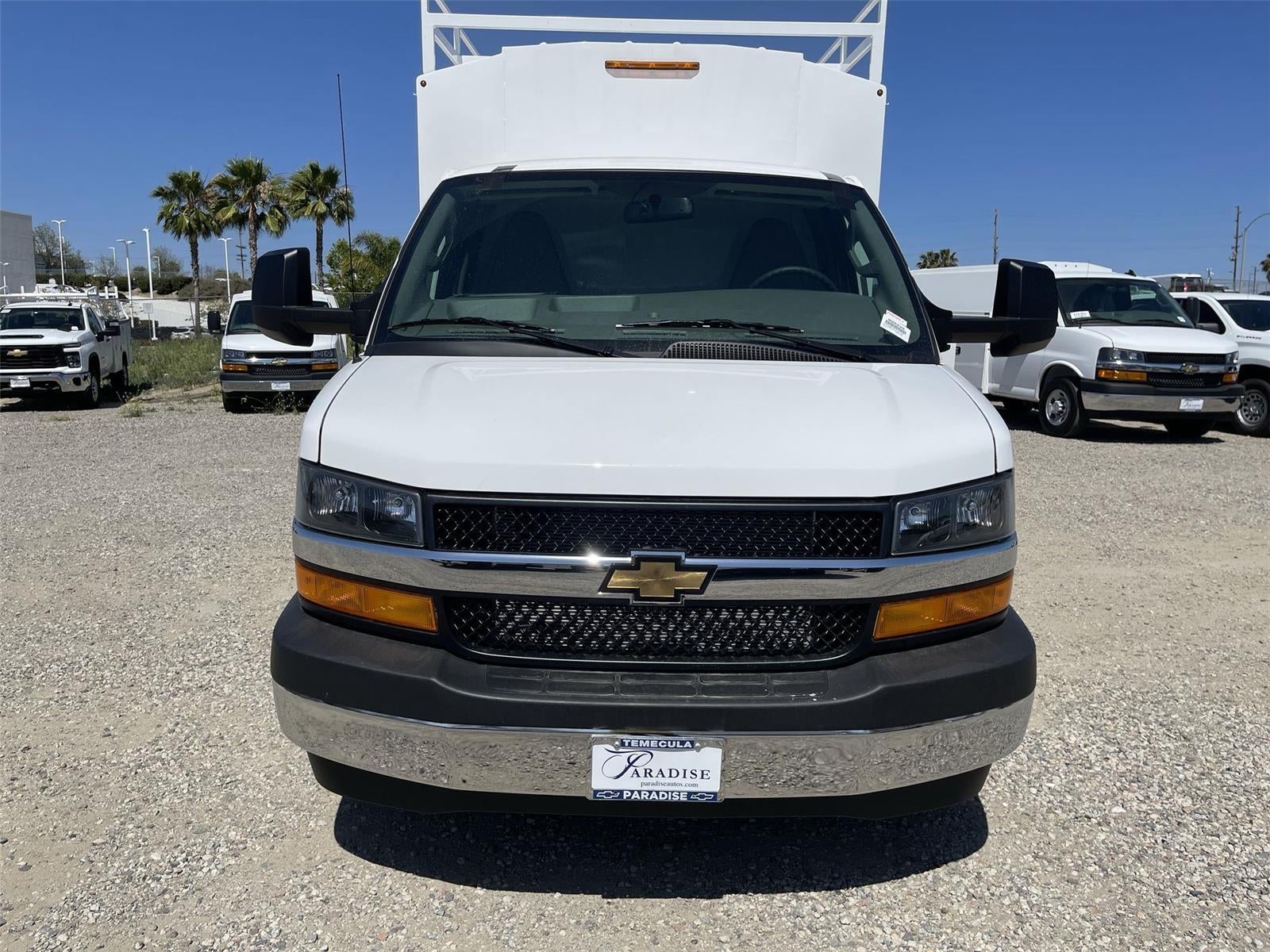 2026 Chevrolet Express Cutaway 3500 1WT