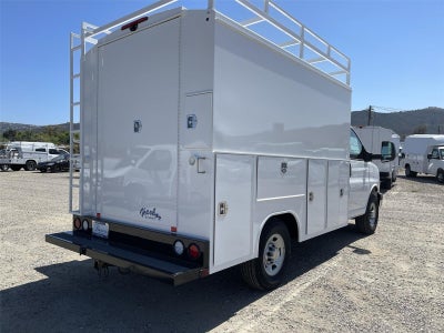 2026 Chevrolet Express Cutaway 3500 1WT