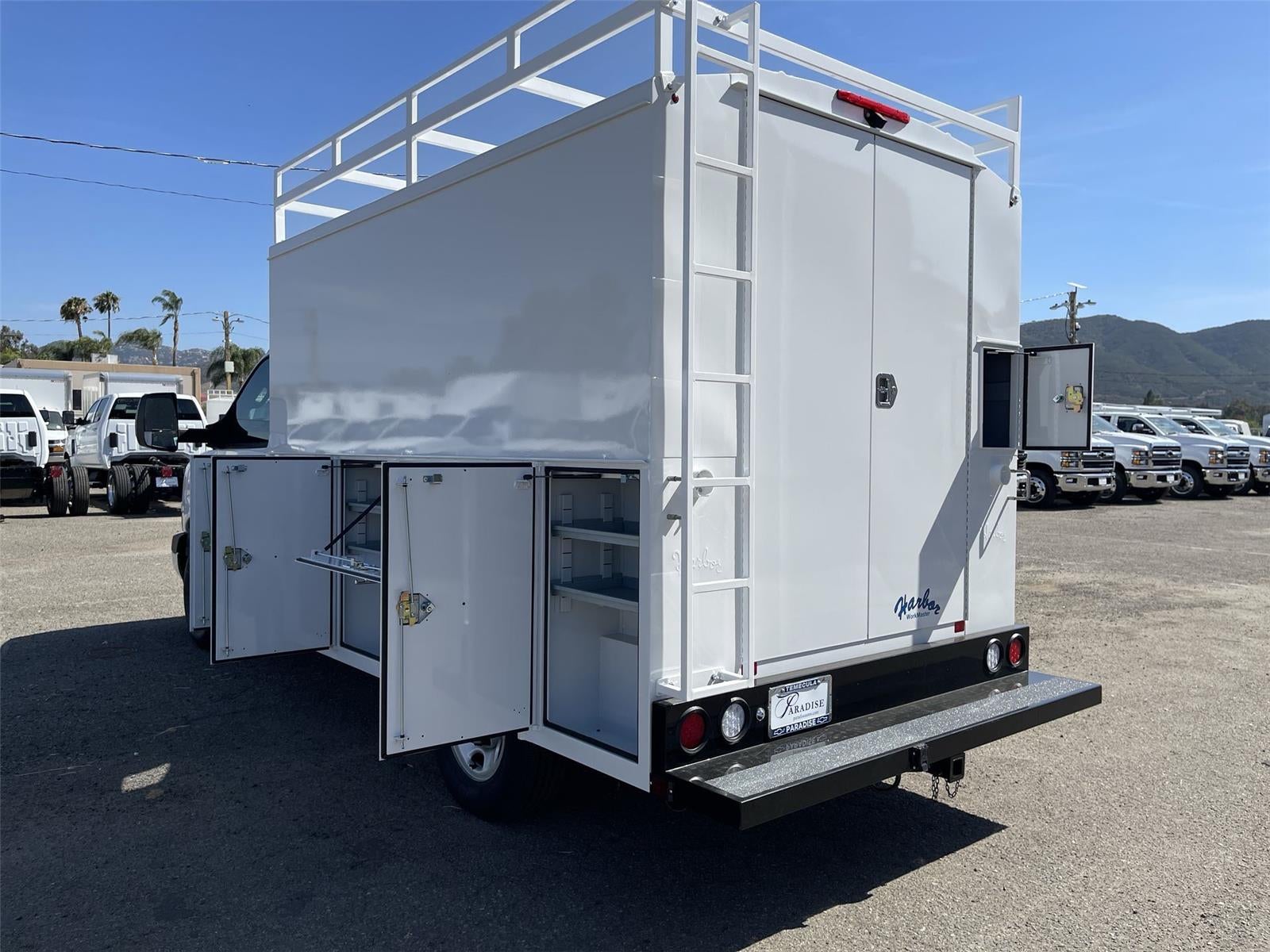 2026 Chevrolet Express Cutaway 3500 1WT