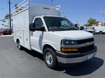 2026 Chevrolet Express Cutaway 3500 1WT