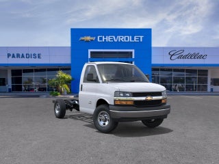 2026 Chevrolet Express Cutaway 3500 1WT