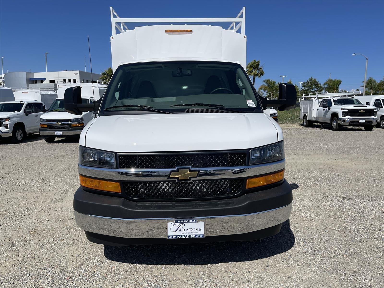2026 Chevrolet Express Cutaway 3500 1WT