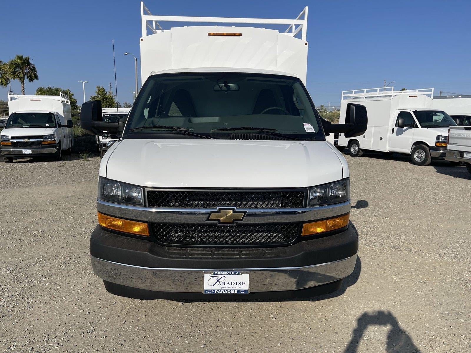 2026 Chevrolet Express Cutaway 3500 1WT