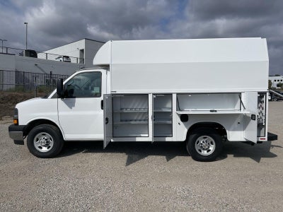 2025 Chevrolet Express Cutaway 3500 1WT