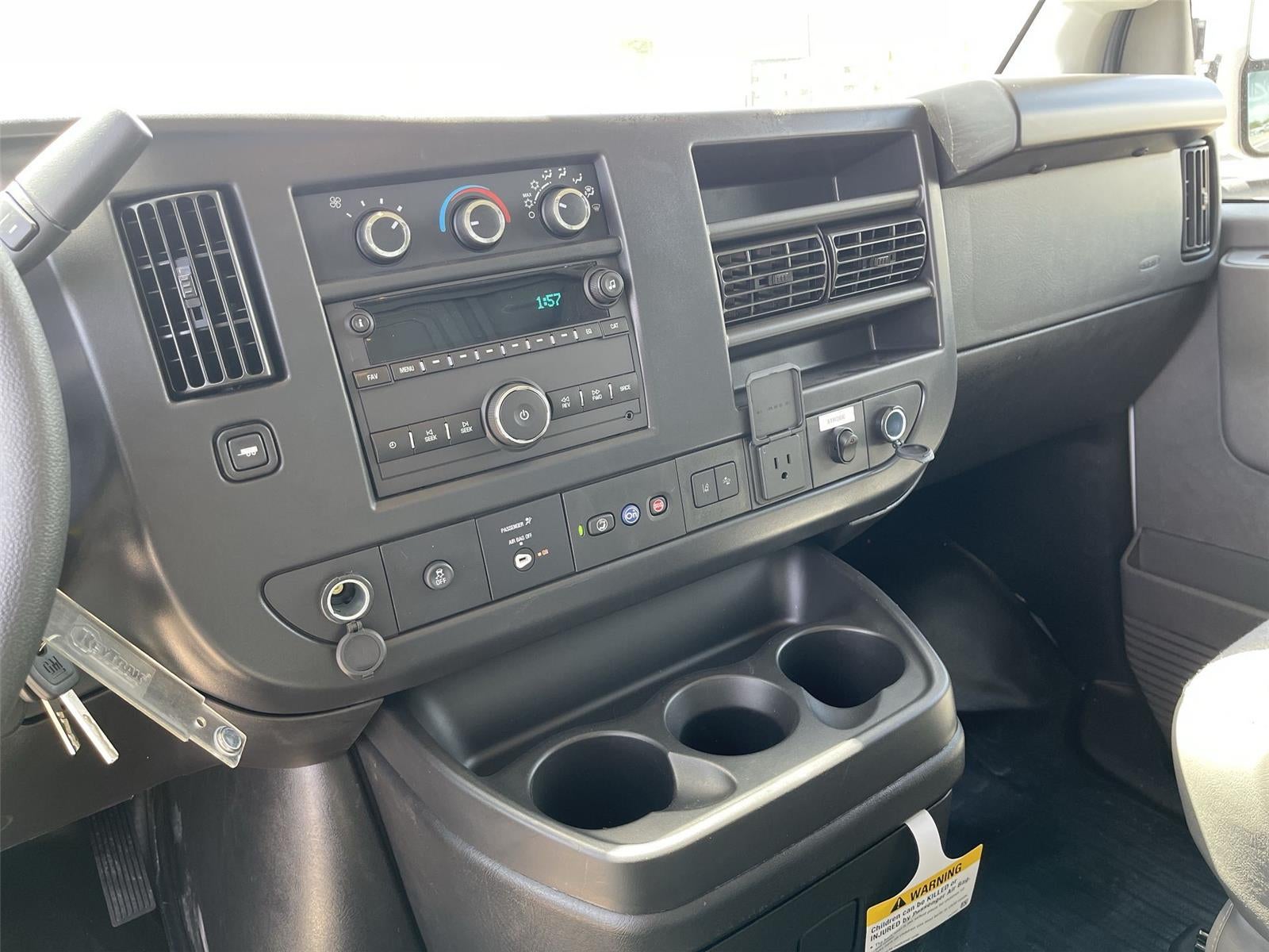 2026 Chevrolet Express Cutaway 3500 1WT
