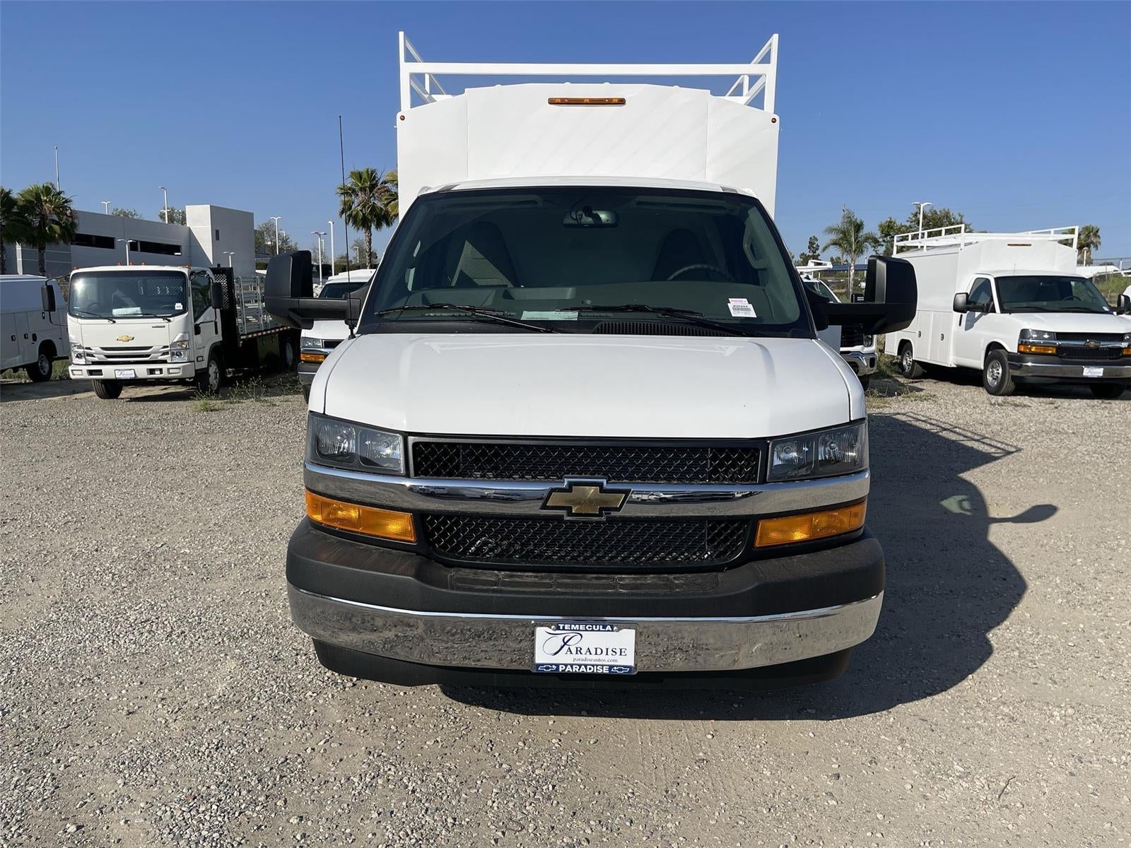 2026 Chevrolet Express Cutaway 3500 1WT