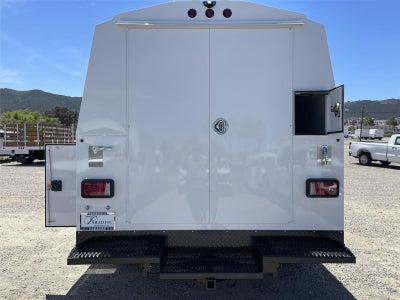 2026 Chevrolet Express Cutaway 3500 1WT