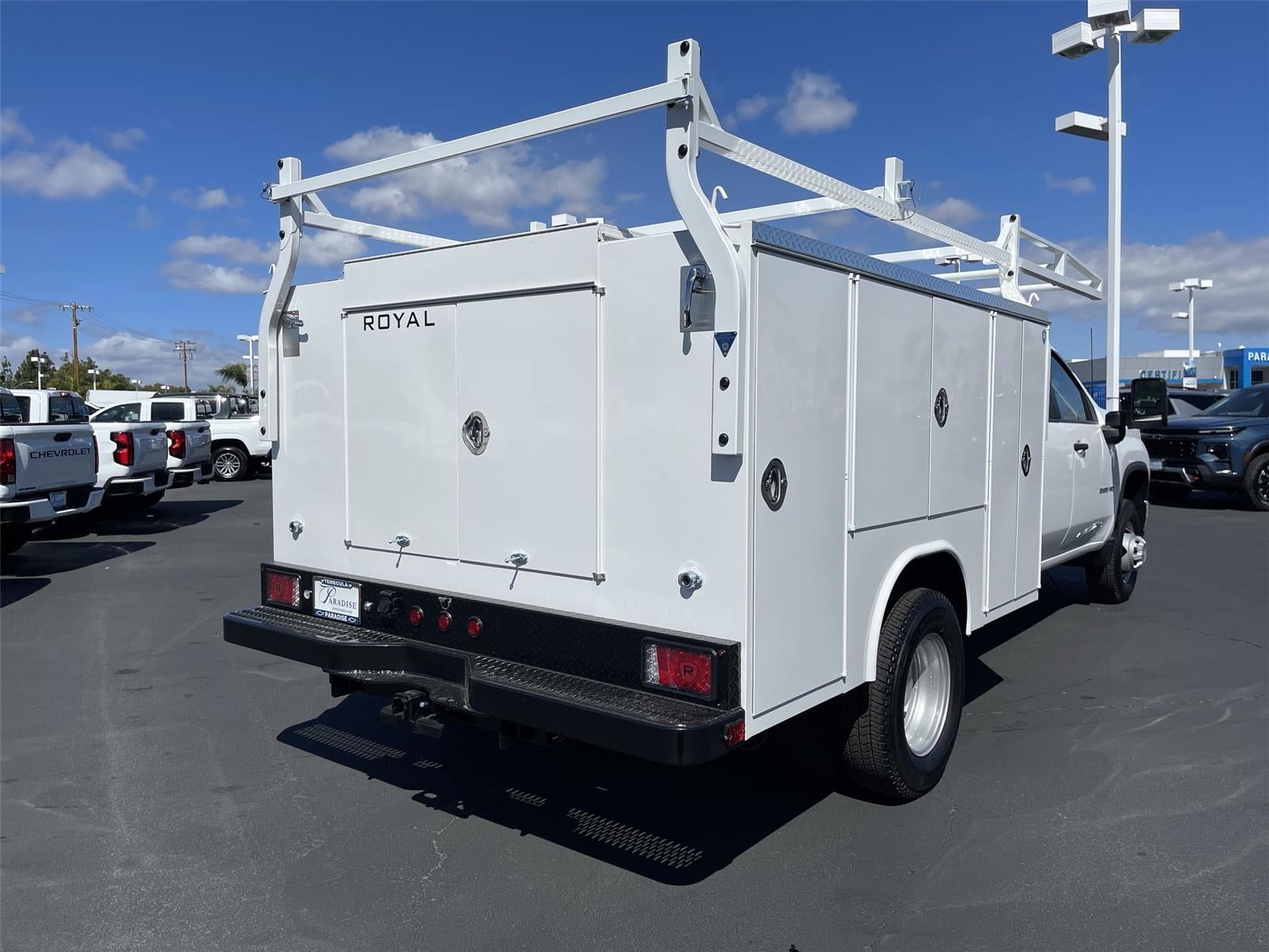 2025 Chevrolet Silverado 3500 HD Chassis Cab Work Truck