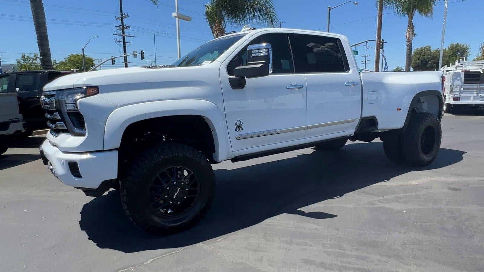 2026 Chevrolet Silverado 3500 HD High Country DRW