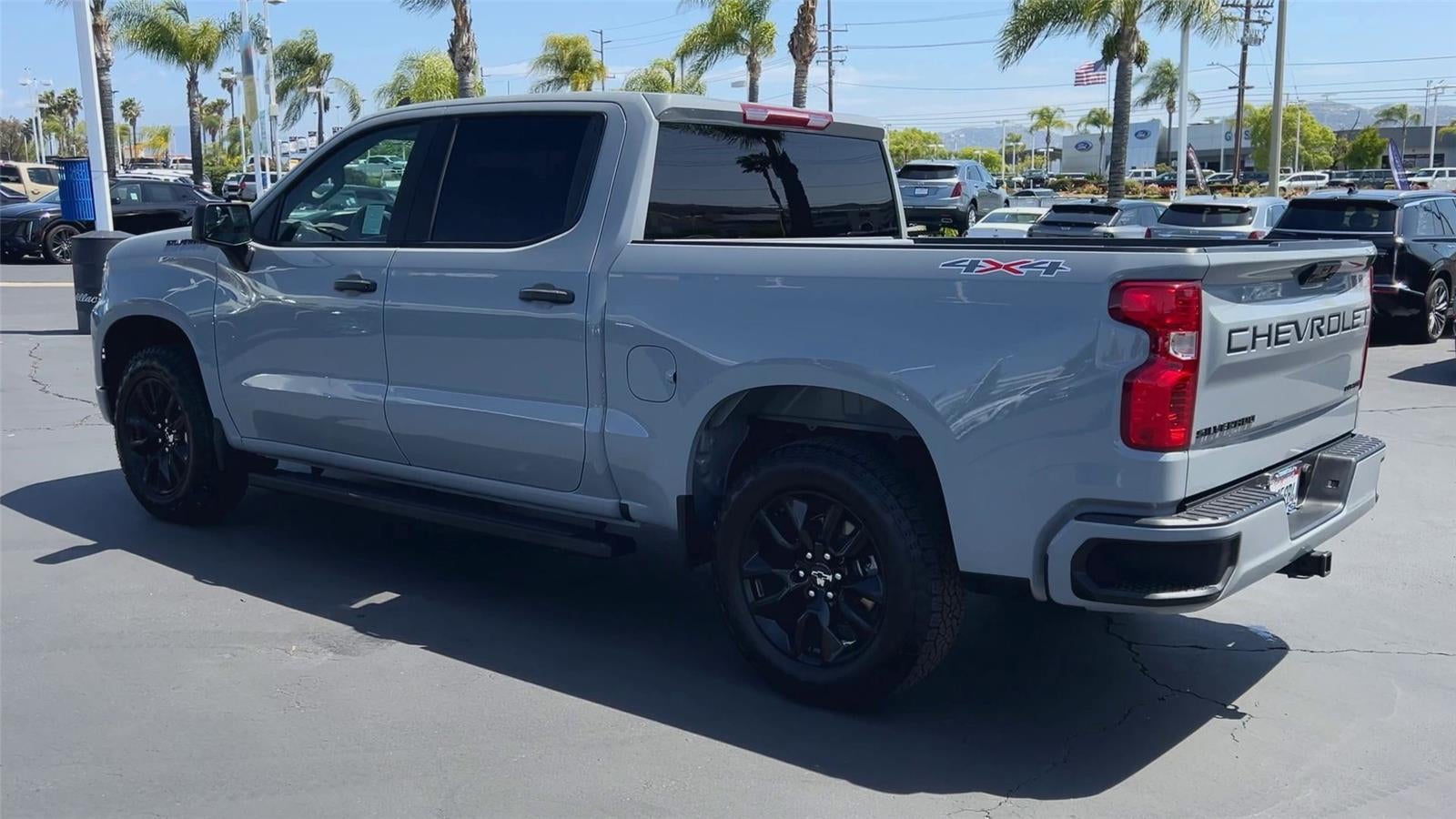 2024 Chevrolet Silverado 1500 Custom