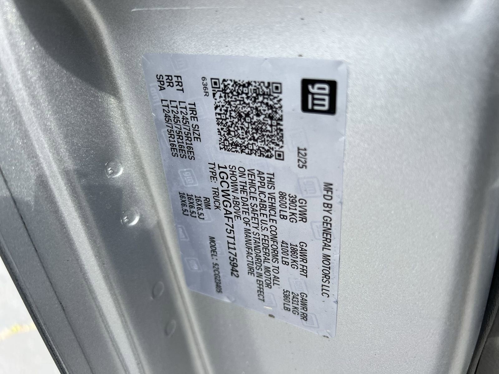 2026 Chevrolet Express Cargo WT