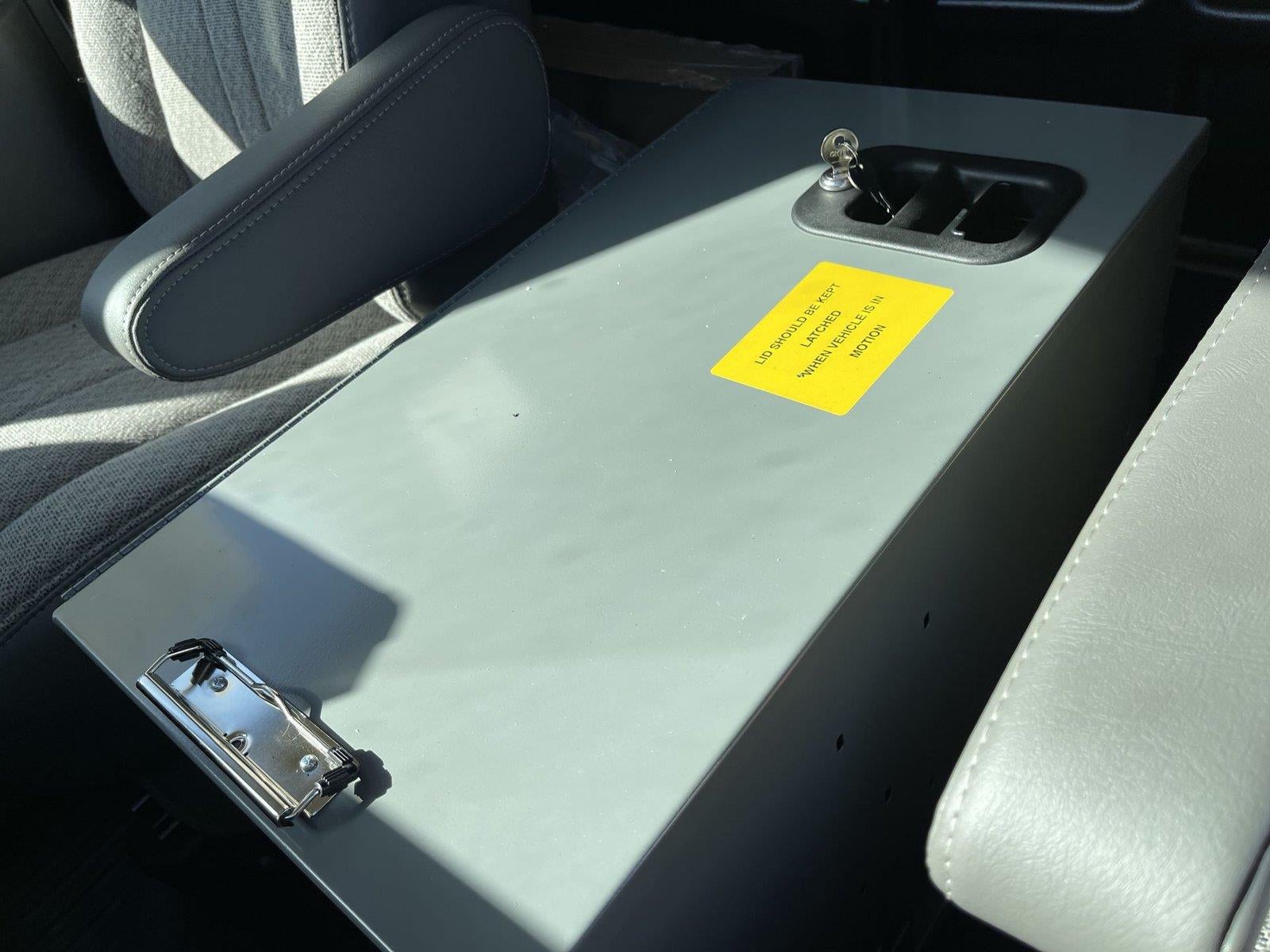 2026 Chevrolet Express Cargo 1WT