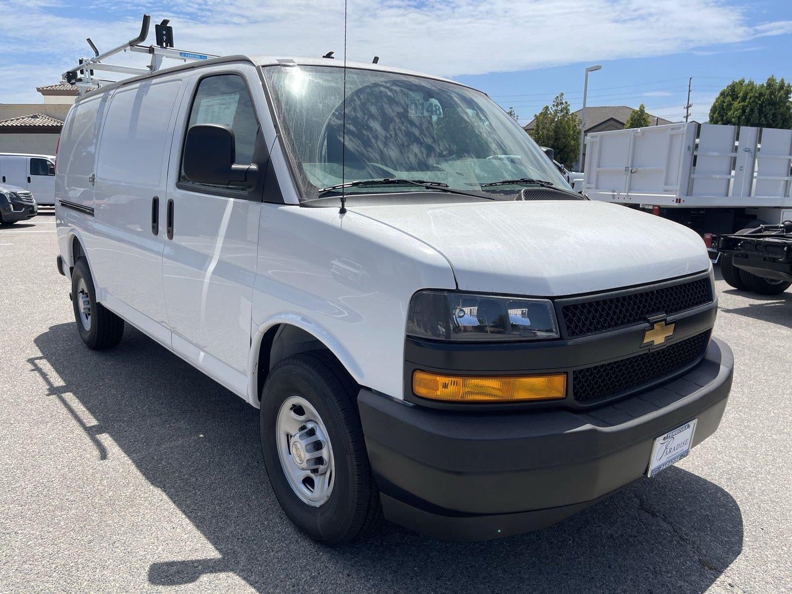 2026 Chevrolet Express Cargo 1WT
