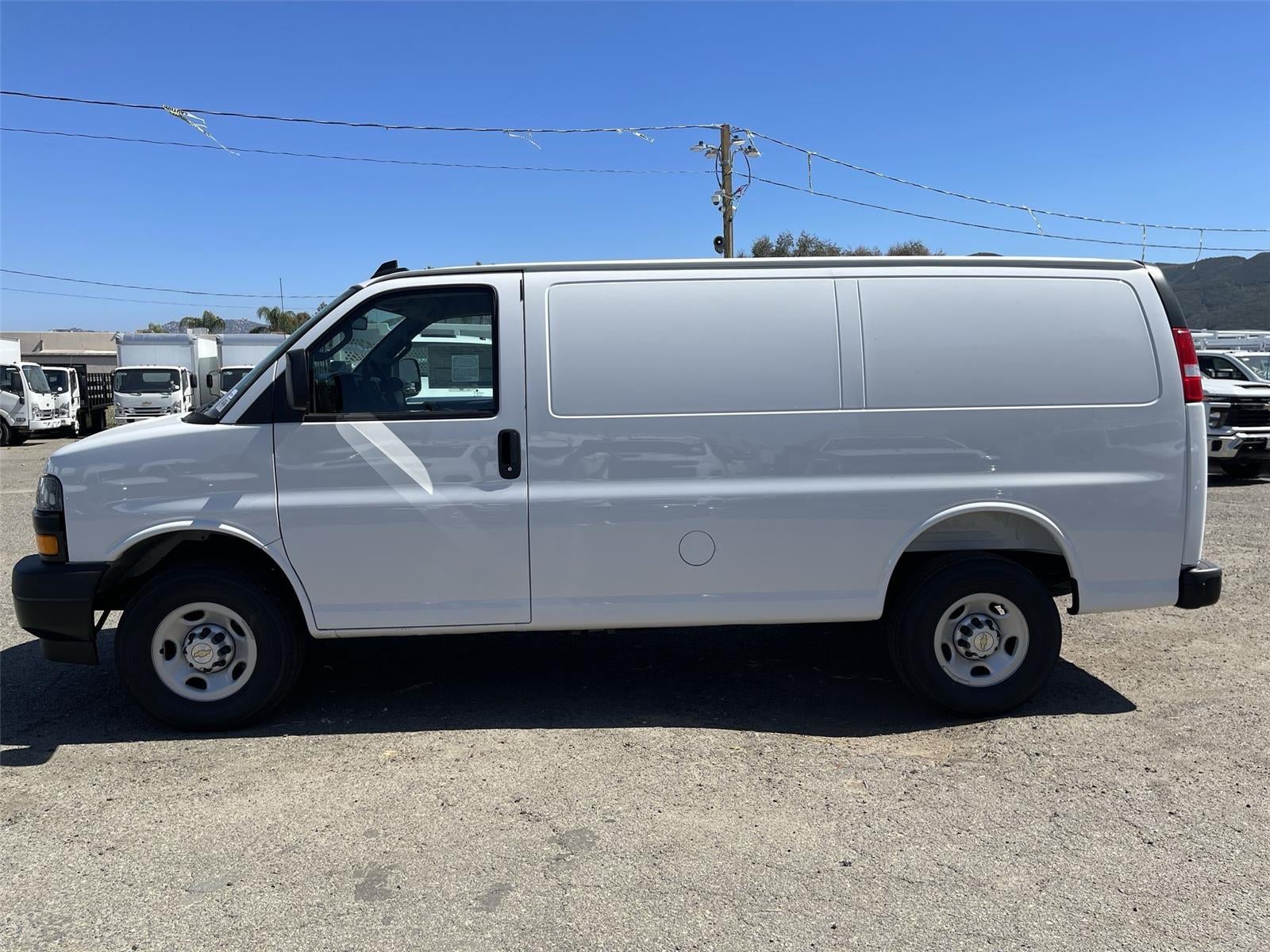 2026 Chevrolet Express Cargo WT
