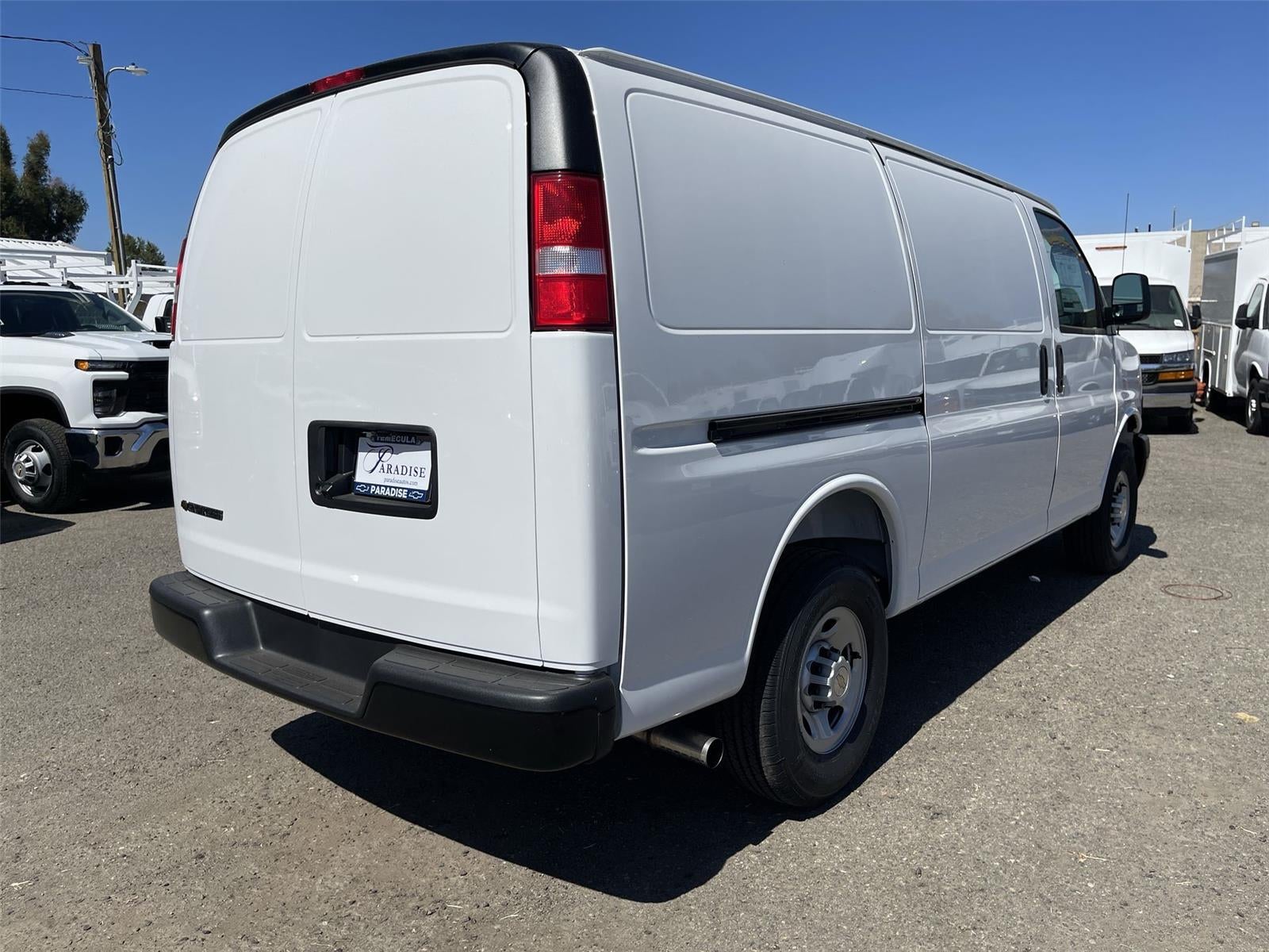 2026 Chevrolet Express Cargo WT