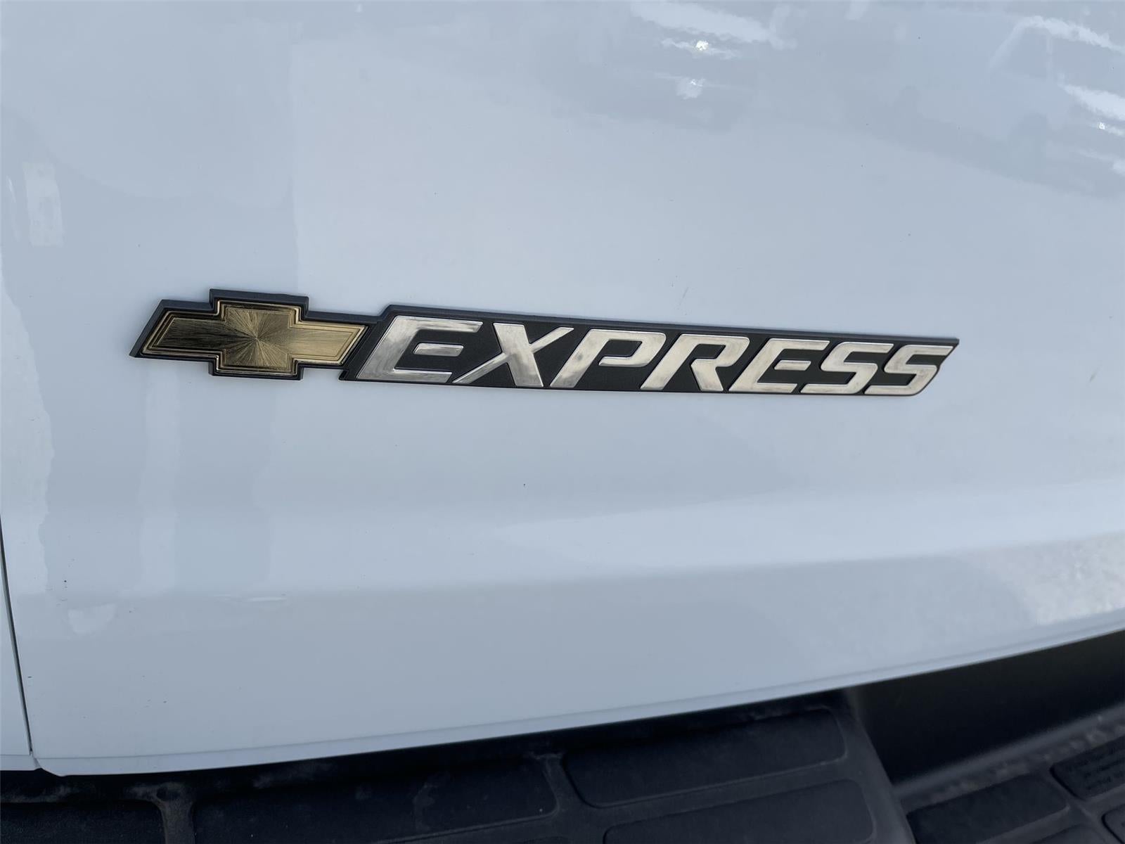 2026 Chevrolet Express Cargo WT
