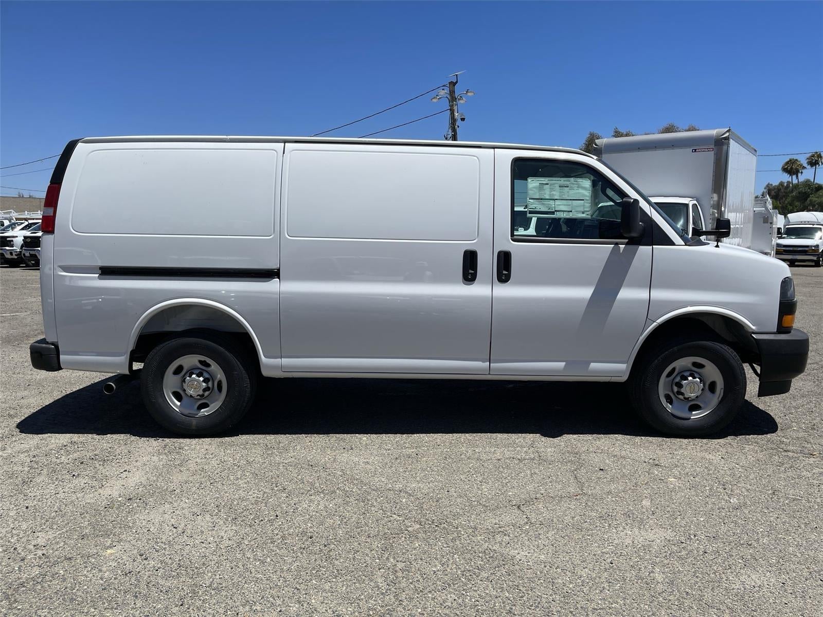2026 Chevrolet Express Cargo WT