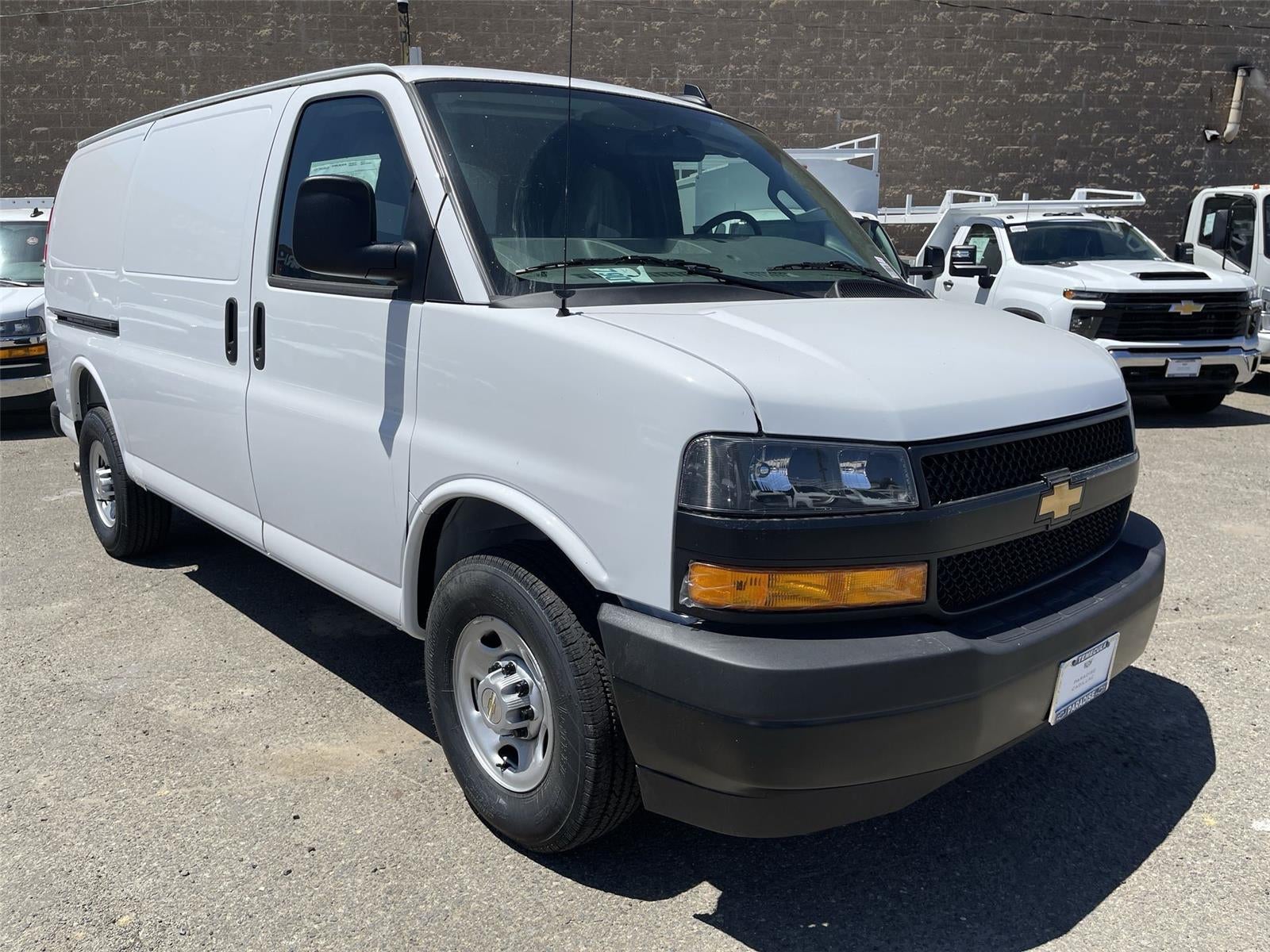 2026 Chevrolet Express Cargo WT