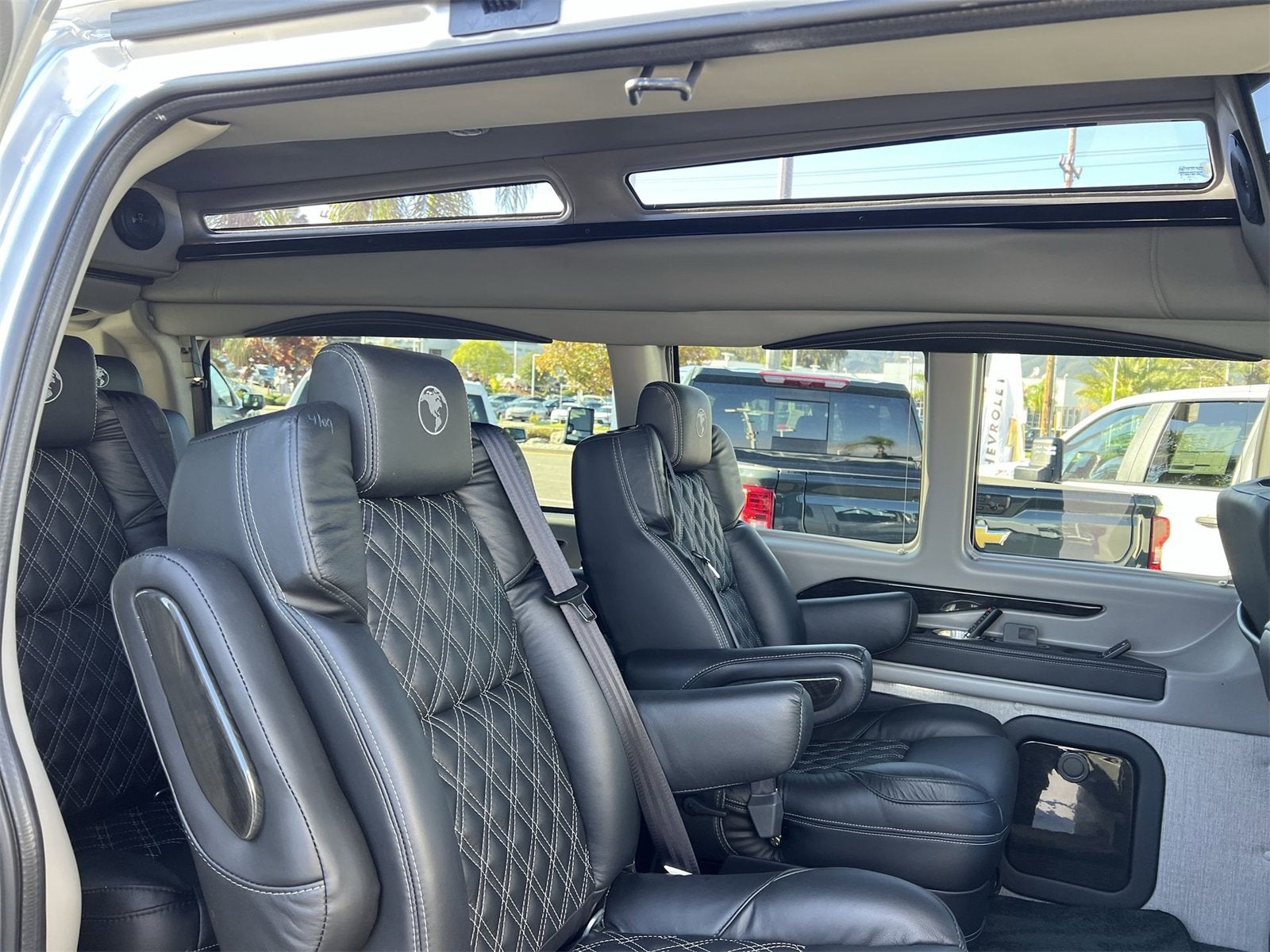 2025 Chevrolet Express Cargo 2500 WT