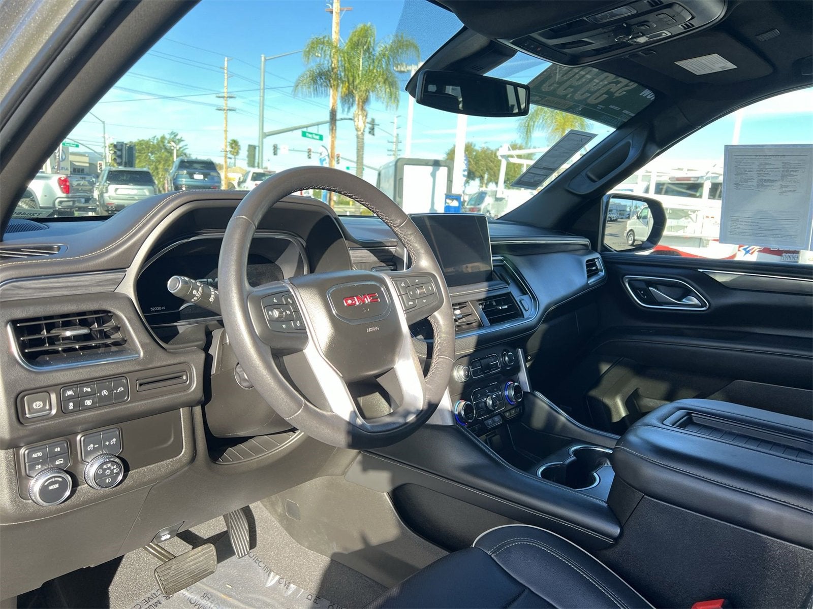 2022 GMC Yukon XL SLT