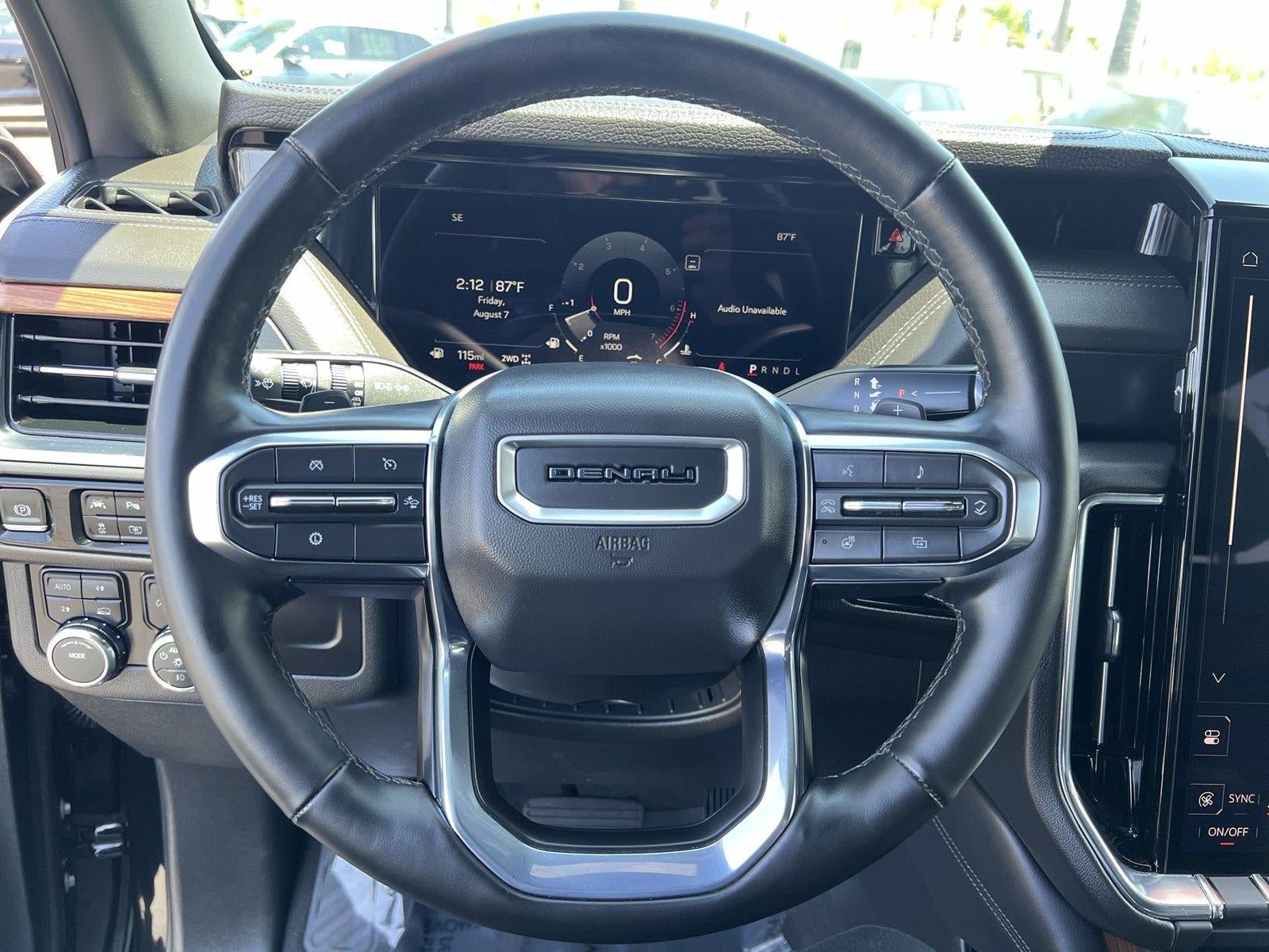 2025 GMC Yukon XL Denali