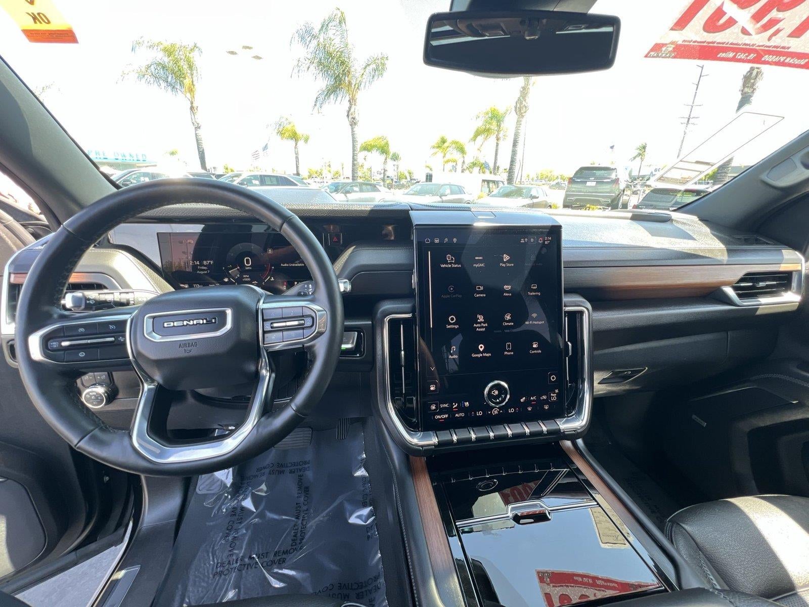 2025 GMC Yukon XL Denali