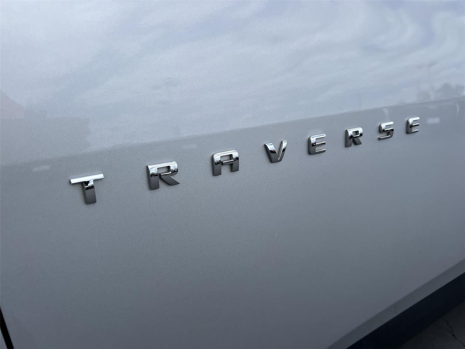 2021 Chevrolet Traverse LS