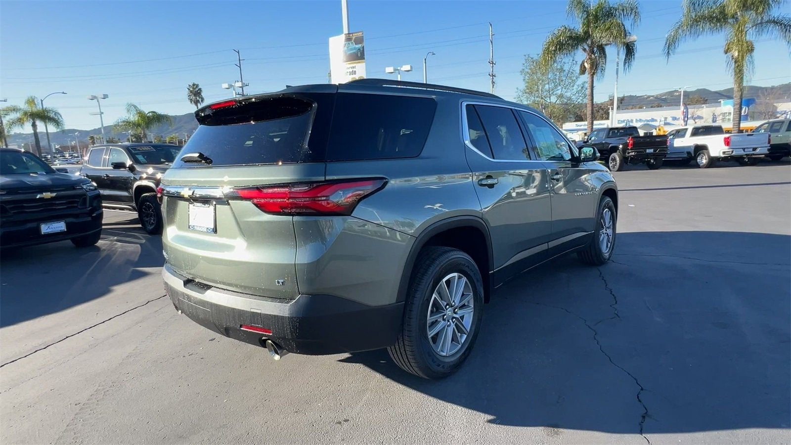 2023 Chevrolet Traverse LT Cloth