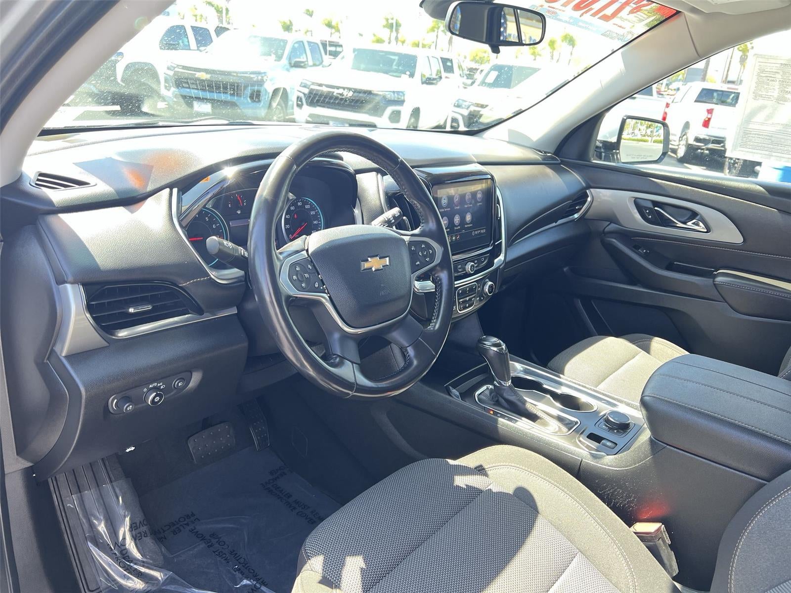 2020 Chevrolet Traverse LT Cloth