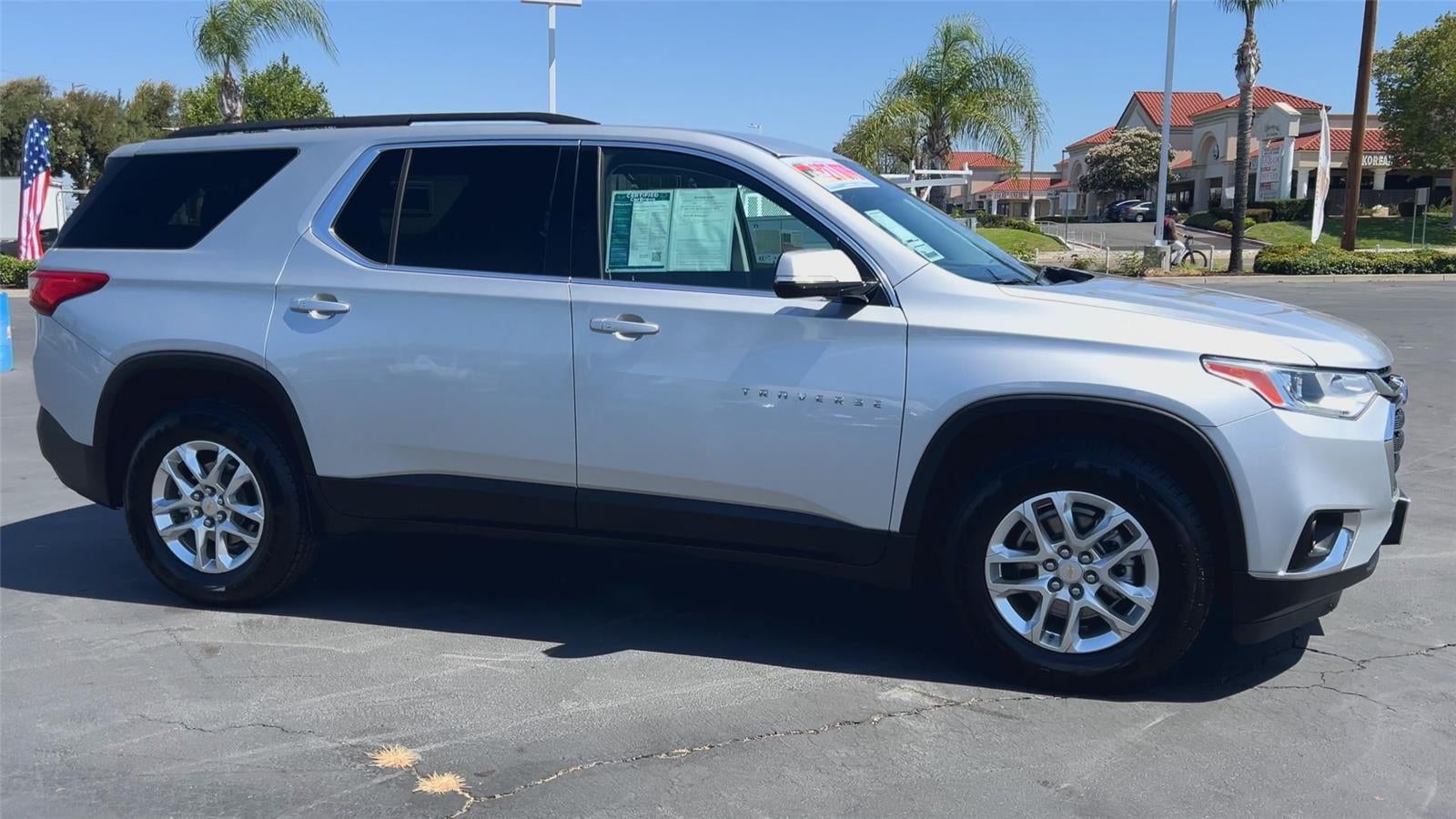 2020 Chevrolet Traverse LT Cloth