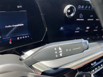 2025 Chevrolet Suburban RST