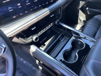 2025 Chevrolet Suburban RST