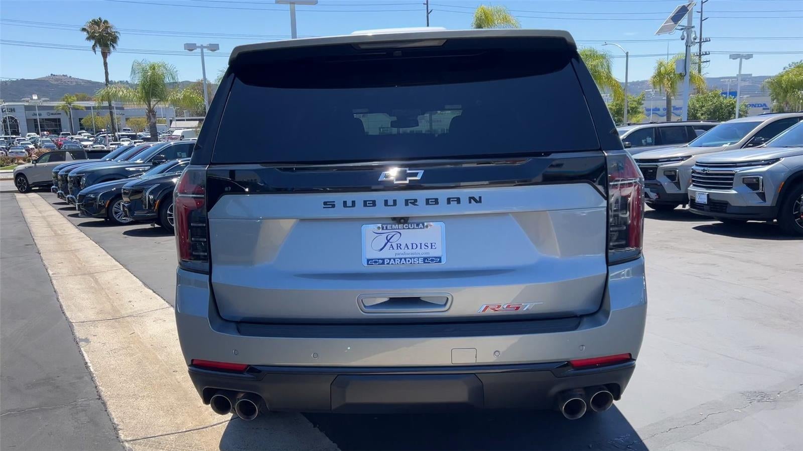 2025 Chevrolet Suburban RST